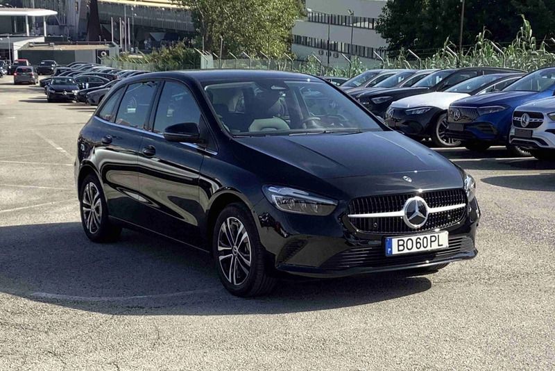 Preto Usado 2024 Mercedes B250e Monovolume | € 39.000 (Super Preço) - Imagem 1/4