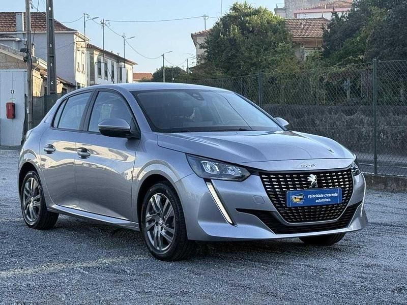 Cinzento Usado 2021 Peugeot 208 Citadino | € 12.990 (Bom preço) - Imagem 1/4