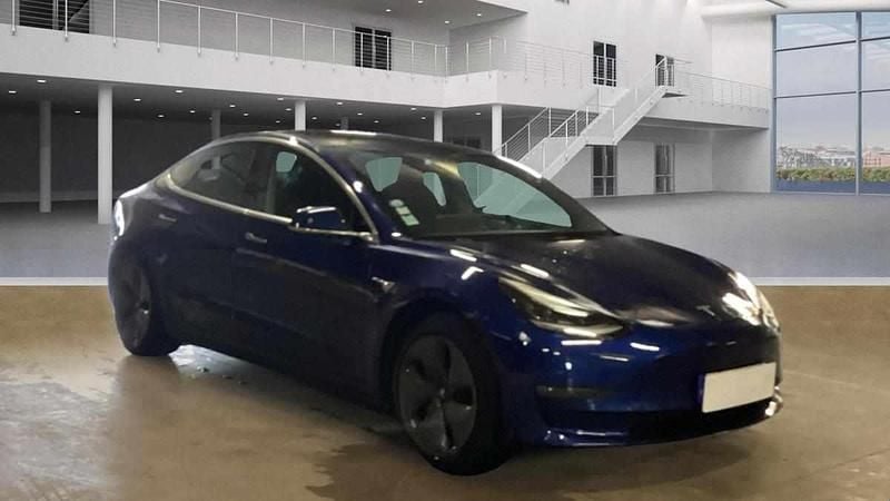 Azul escuro Usado 2020 Tesla Model 3 Long Range AWD Sedan | € 24.850 (Preço justo) - Imagem 1/4