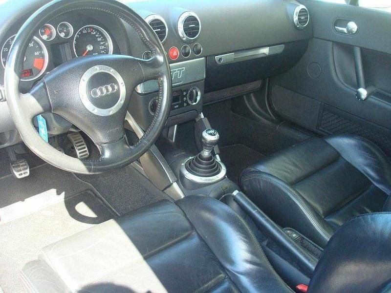 Usado Audi TT 120 HP (88 kW) 2006 Cinzento Cabrios