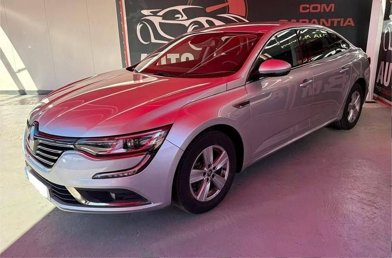 Cinzento Usado 2017 Renault Talisman | € 12.900 (Preço justo) - Imagem 1/4