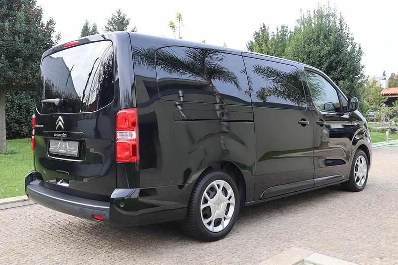 Usado Citroën e-Spacetourer 100 kW (136 HP) 2023 Preto Van