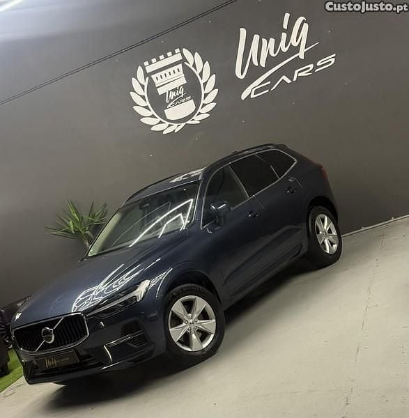 Cinza Usado 2023 Volvo XC60 SUV | € 39.999 (Bom preço) - Imagem 1/1