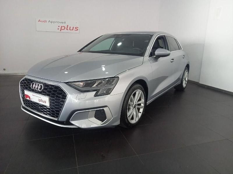 Cinzento Usado 2024 Audi A3 Advanced Carrinha | € 29.590 - Imagem 1/4
