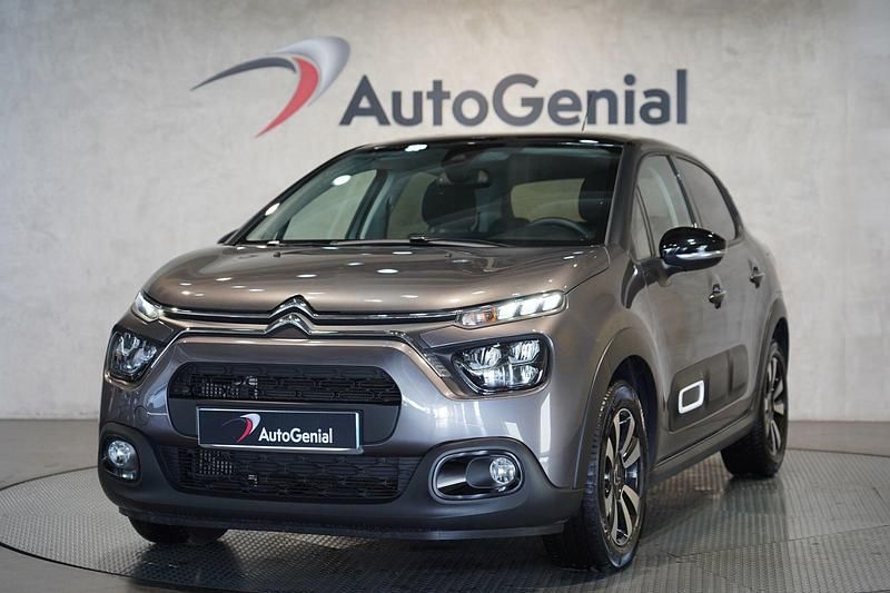 Cinza yes 1.2 turbo yes 1.2 turbo yes 1.2 turbo yes 1.2 turbo Usado 2023 Citroën C3 PureTech Citadino | € 18.500 (Preço elevado) - Imagem 1/4