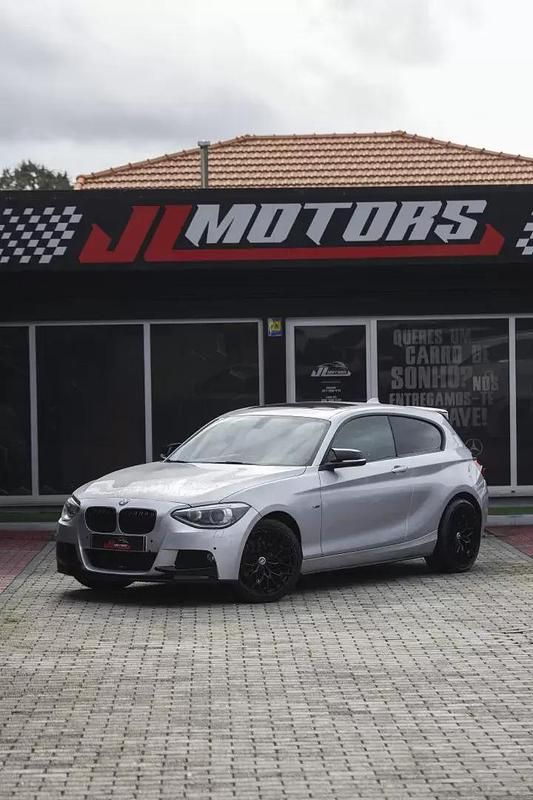 Cinza prata Usado 2014 BMW 120 Citadino | € 17.900 (Preço justo) - Imagem 1/4
