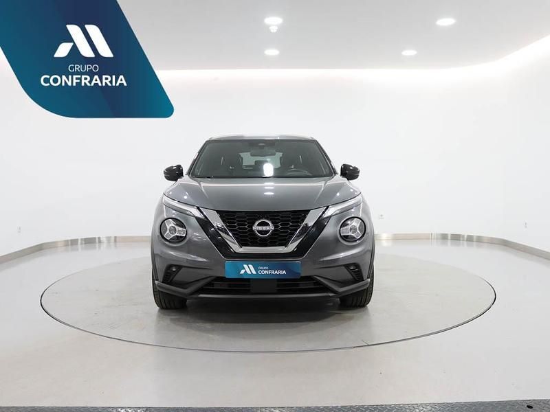 Usado Nissan Juke 114 HP (83 kW) 2022 Cinzento SUV