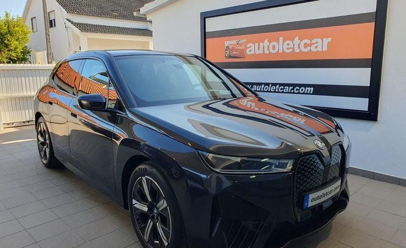 Preto Usado 2022 BMW iX SUV | € 52.900 (Preço justo) - Imagem 1/4