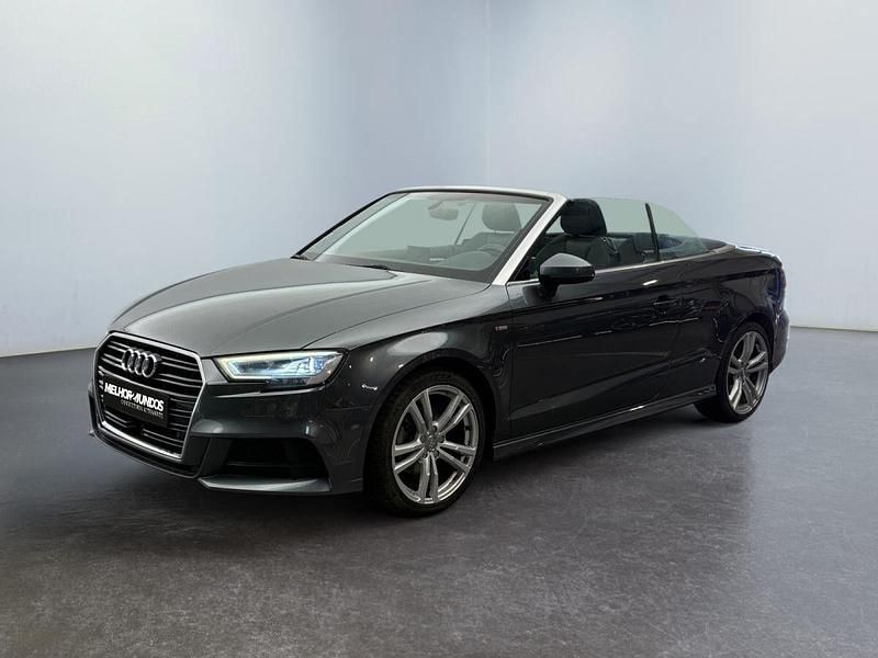 Cinza Usado 2020 Audi A3 Cabriolet S-Line Cabrios | € 26.990 - Imagem 1/4