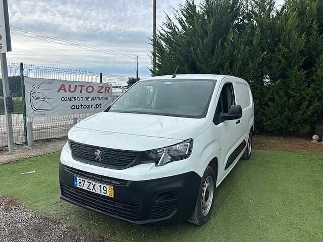 Branco Usado 2020 Peugeot Partner Monovolume | € 14.900 (Preço justo) - Imagem 1/4