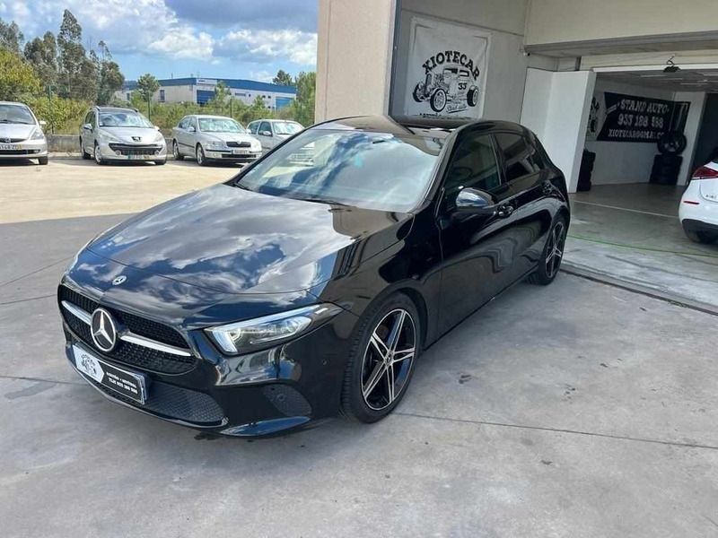 Preto Usado 2018 Mercedes A180 Progressive | € 23.000 (Preço justo) - Imagem 1/4