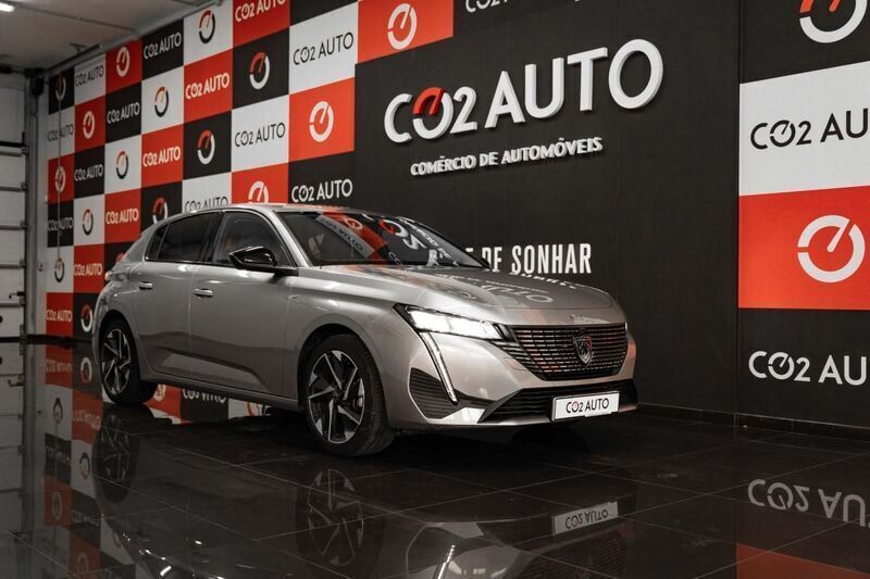 Cinza Usado 2024 Peugeot 308 Allure | € 23.900 (Super Preço) - Imagem 1/4