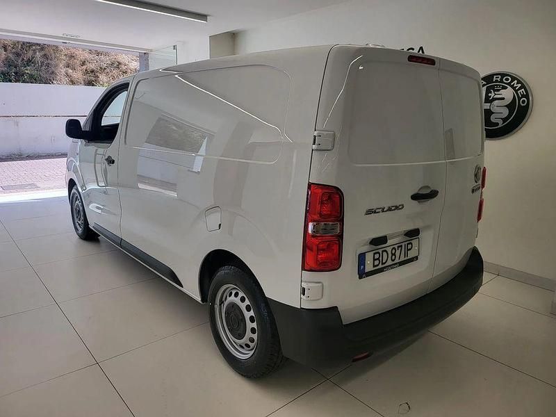 Usado Fiat Scudo 102 HP (75 kW) 2023 Branco Van