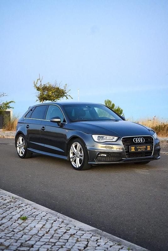 Cinza Usado 2015 Audi A3 S-Line Carrinha | € 19.890 (Caro) - Imagem 1/4