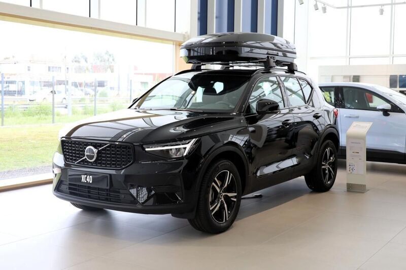 Preto Novo 2025 Volvo XC40 SUV | € 42.700 (Caro) - Imagem 1/4