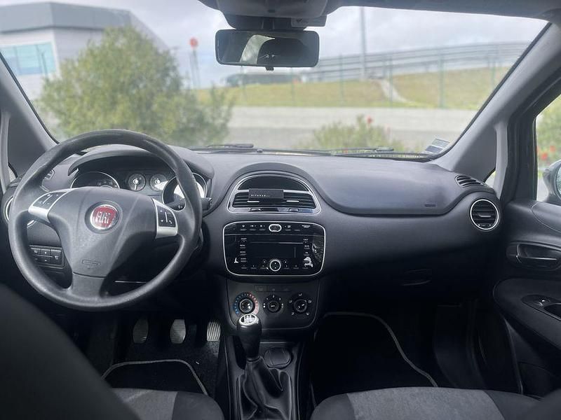 Usado Fiat Punto 85 HP (62 kW) 2016 Sedan