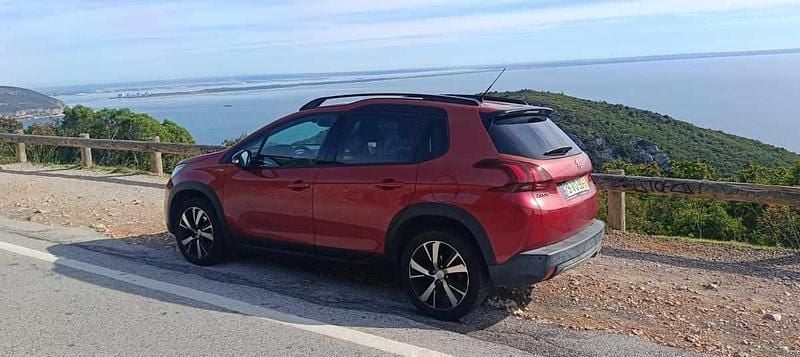 Vermelho Usado 2018 Peugeot 2008 SUV | € 13.900 (Preço justo) - Imagem 1/4