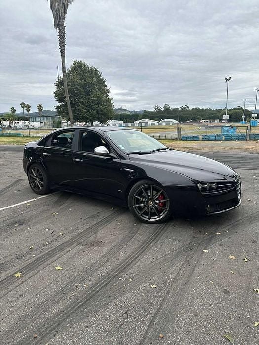 Usado 2008 Alfa Romeo 159 Ti Sedan | € 7.500 (Preço justo) - Imagem 1/4