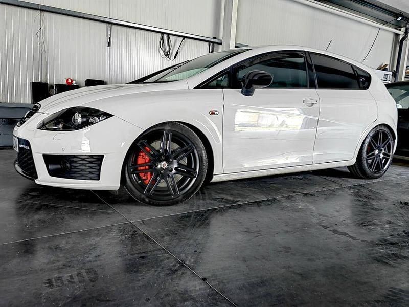 Usado 2010 Cupra Leon Sedan | € 15.900 - Imagem 1/4