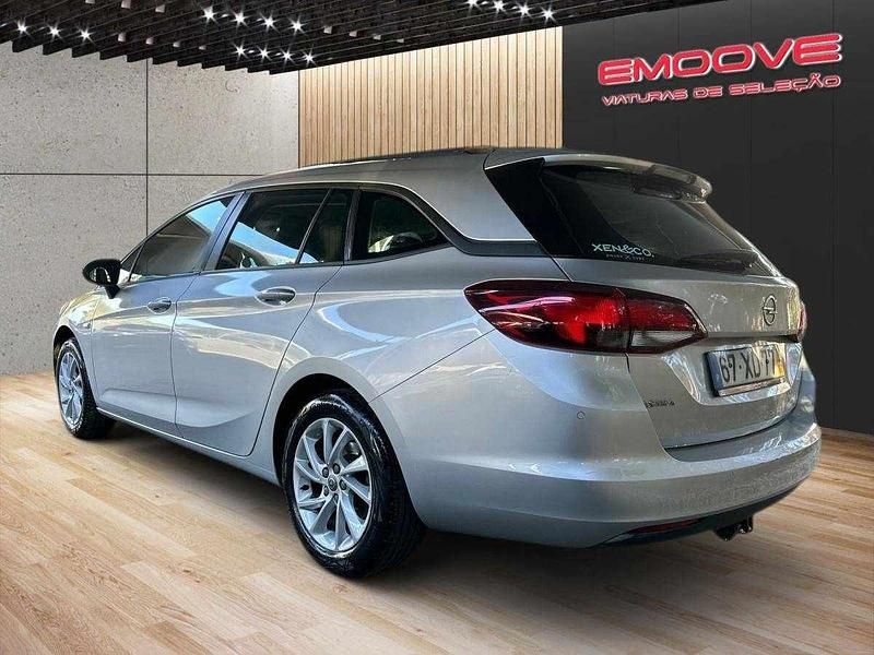 Usado Opel Astra Edition 105 HP (77 kW) 2019 Cinzento Carrinha