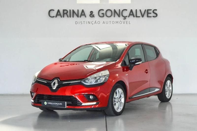 Vermelho Usado 2017 Renault Clio IV LIMITED Citadino | € 11.750 (Preço justo) - Imagem 1/4