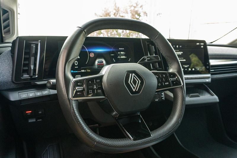 Usado Renault Mégane IV Equilibre 96 kW (131 HP) 2023 Branco