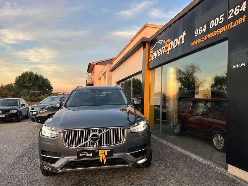 Cinza Usado 2018 Volvo XC90 Inscription SUV | € 34.900 (Super Preço) - Imagem 1/4