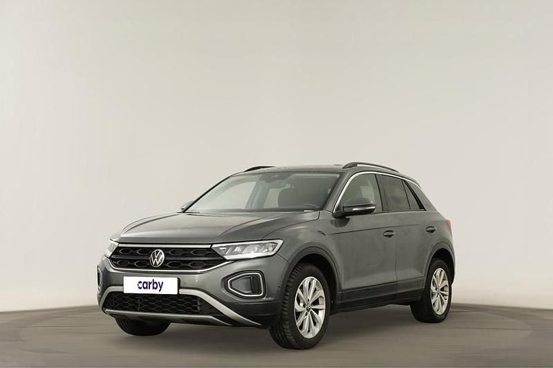 Usado VW T-Roc 110 HP (80 kW) 2023 Cinzento SUV