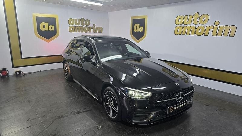 Usado Mercedes C300 Advanced 313 HP (230 kW) 2022 Preto Carrinha
