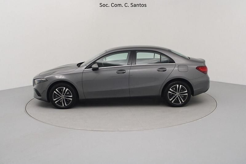 Usado Mercedes A250 Advanced 218 HP (160 kW) 2025 Cinza Sedan