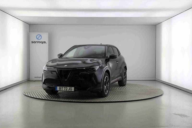 Preto Usado 2025 Alfa Romeo Junior Edizione Speciale SUV | € 36.490 - Imagem 1/4