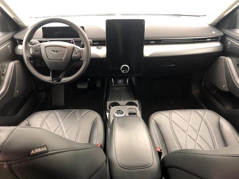 Usado Ford Mustang Mach-E Standard Range 197 kW (269 HP) 2023 Branco SUV