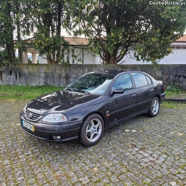 Preto Usado 2000 Toyota Avensis Sol Sedan | € 3.250 - Imagem 1/1