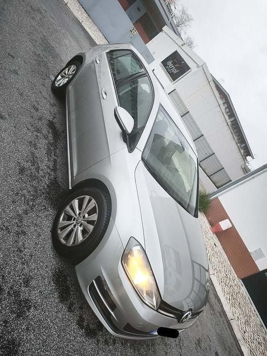 Usado VW Golf VII 105 HP (77 kW) 2013 Sedan