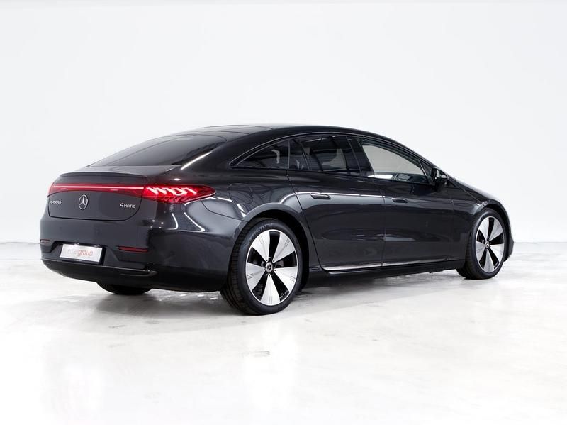 Usado Mercedes EQS580 384 kW (523 HP) 2022 Preto Sedan