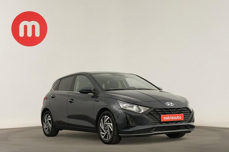 Cinzento Usado 2023 Hyundai i20 Comfort | € 16.499 (Bom preço) - Imagem 1/4