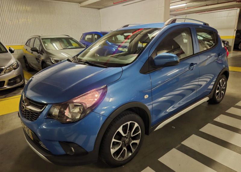 Azul Usado 2018 Opel Karl Rocks Citadino | € 9.580 (Preço justo) - Imagem 1/4