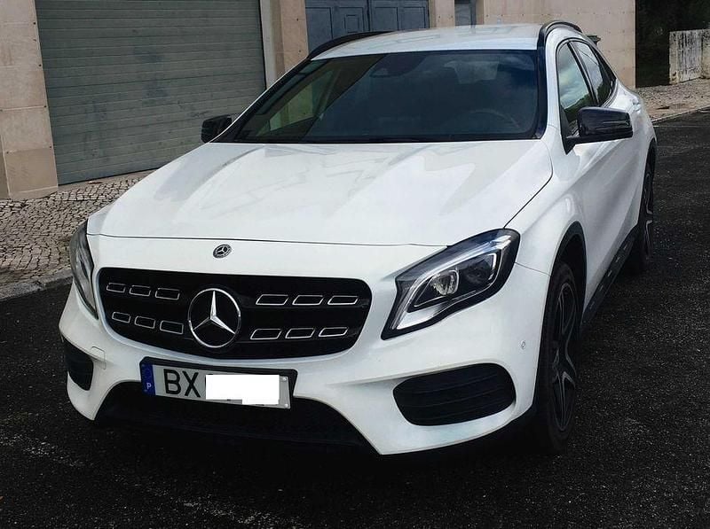 Usado 2018 Mercedes GLA180 AMG line SUV | € 21.000 (Preço justo) - Imagem 1/4