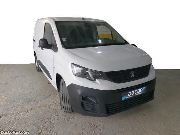 Branco Usado 2021 Peugeot Partner Premium Monovolume | € 11.799 (Super Preço) - Imagem 1/1