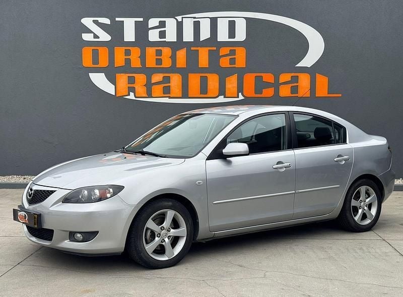 Cinzento Usado 2006 Mazda 3 Comfort Sedan | € 4.950 (Caro) - Imagem 1/4