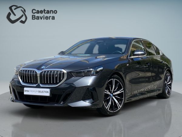 Cinza Usado 2024 BMW i5 Sedan | € 62.900 - Imagem 1/4