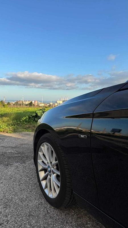 Usado BMW 116 116 HP (85 kW) 2015 Preto Citadino