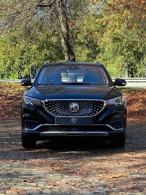 Usado MG ZS 105 kW (143 HP) 2020 Preto SUV