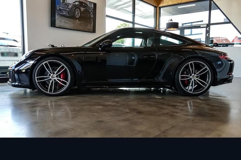 Usado Porsche 911 420 HP (308 kW) 2016 Preto