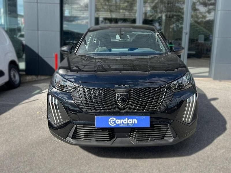 Usado Peugeot 2008 Active 102 HP (75 kW) 2025 Preto SUV