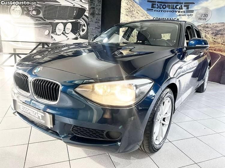 Azul Usado 2014 BMW 116 Efficient Dynamics Citadino | € 13.800 (Preço elevado) - Imagem 1/1
