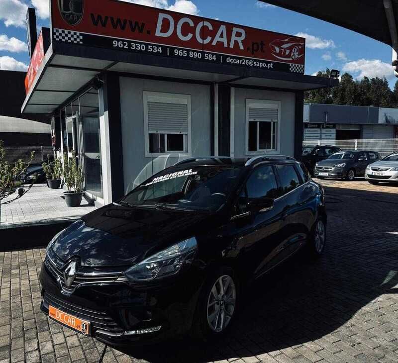 Preto Usado 2021 Renault Clio V Zen | € 16.450 (Preço justo) - Imagem 1/4