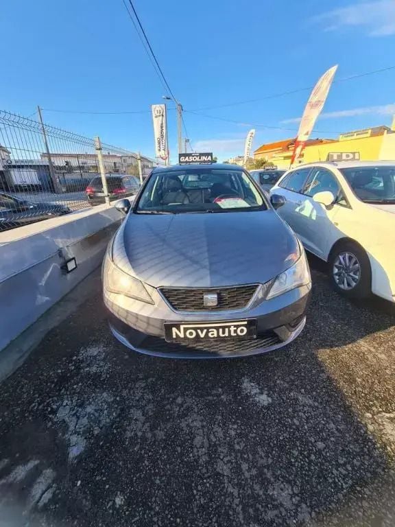 Cinza Usado 2013 Seat Ibiza Style | € 8.900 (Preço justo) - Imagem 1/4