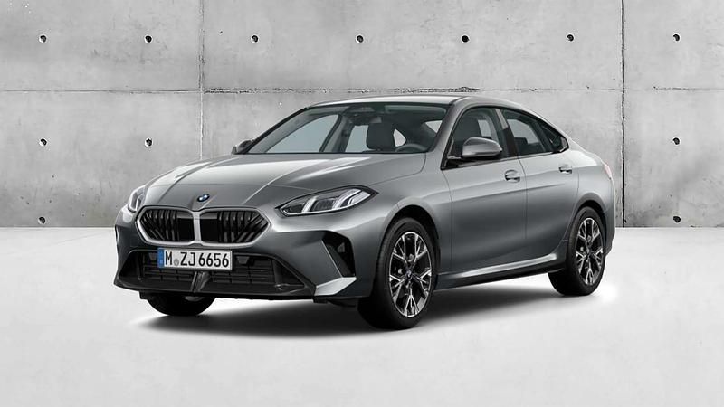 Cinza brooklyn metalizado Novo 2026 BMW 218 Shadowline Coupé | € 48.753 (Caro) - Imagem 1/4