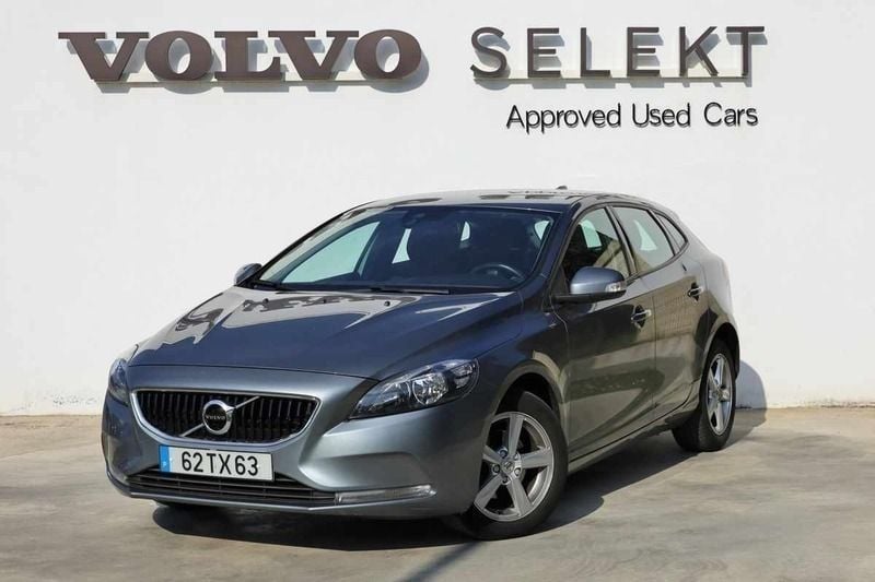 714 cinzento ósmio Usado 2016 Volvo V40 Kinetic Carrinha | € 14.700 (Preço elevado) - Imagem 1/4